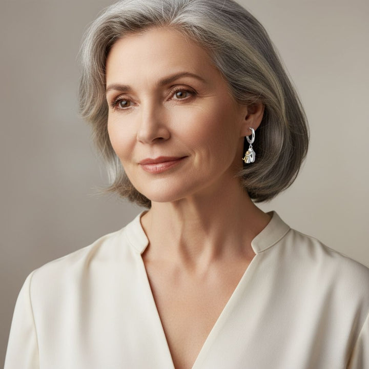 Ginny™ - Orecchini con Icona di Cane (Chiusura Rotonda)