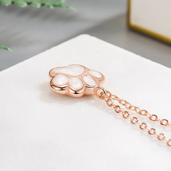 Collana con ciondolo a zampa – Gioielli simbolici con animale per donna