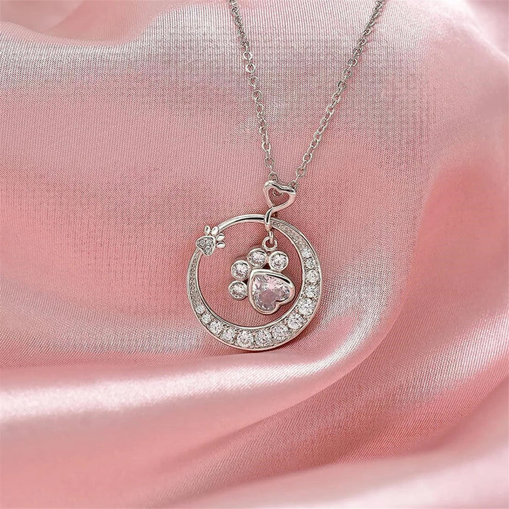 Collana con zampa di cane carina in argento 925 con zirconia